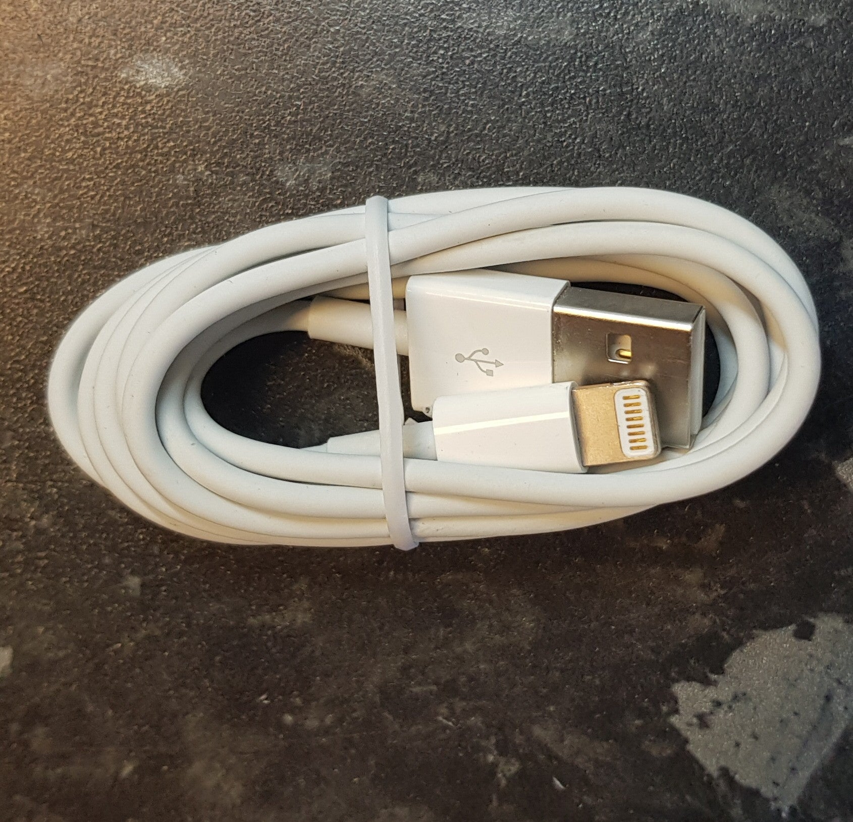 USB Charging Cable For iPhone 1m 8Pin Used Pre-Owned Cable FoneFunShop   