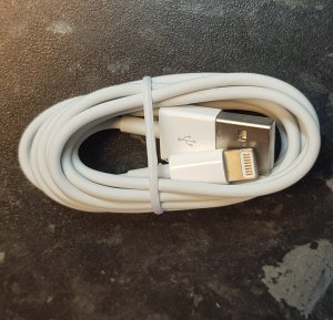USB Charging Cable For iPhone 1m 8Pin Used Pre-Owned